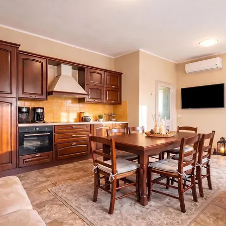 Διαμέρισμα Duplex Le Onde - Center & Parking - Happy *