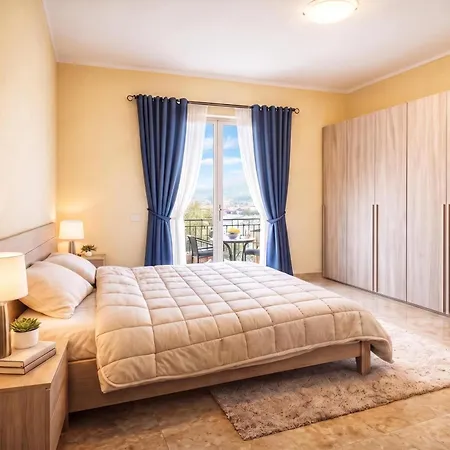 Duplex Le Onde - Center & Parking - Happy